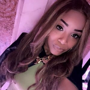 Meet your Posher, Joann